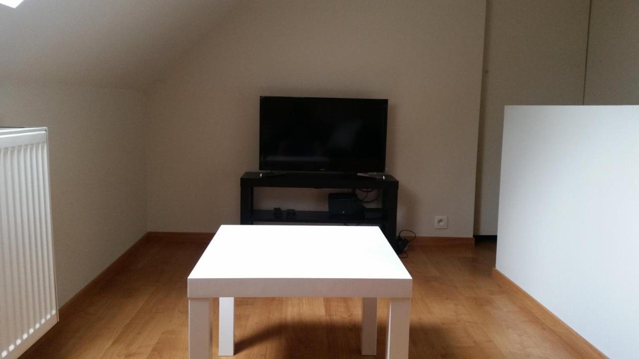 Het Kanaalhuis Arrondissement di Courtrai Esterno foto