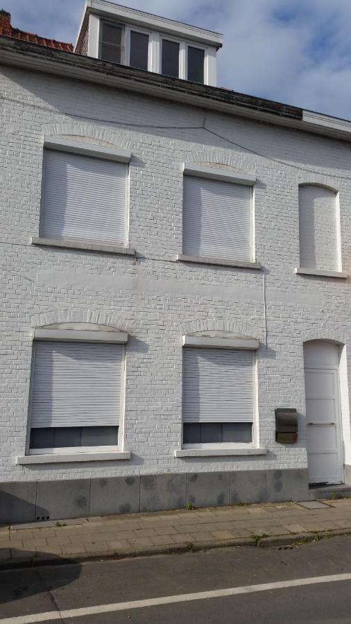 Het Kanaalhuis Arrondissement di Courtrai Esterno foto